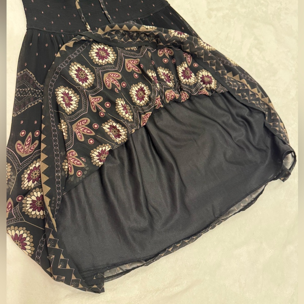 Zara Basic Boho Floral Smocked Dress - Size L - Picture 10 of 15